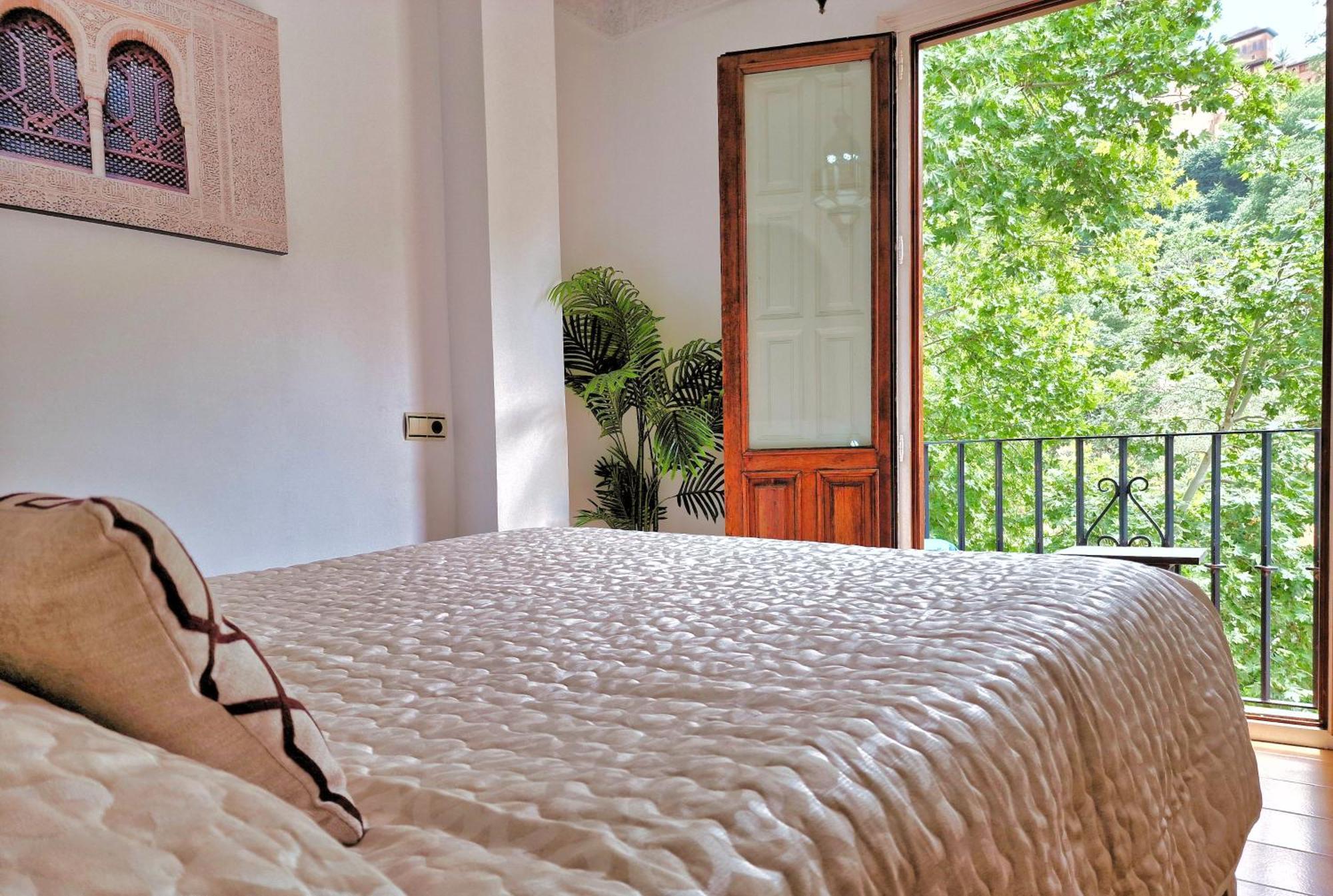 The Nasrid Palace From Your Bed ! Granada Kültér fotó
